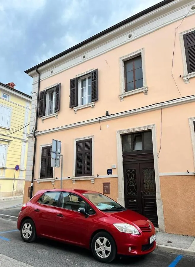 Apartment Center Pula