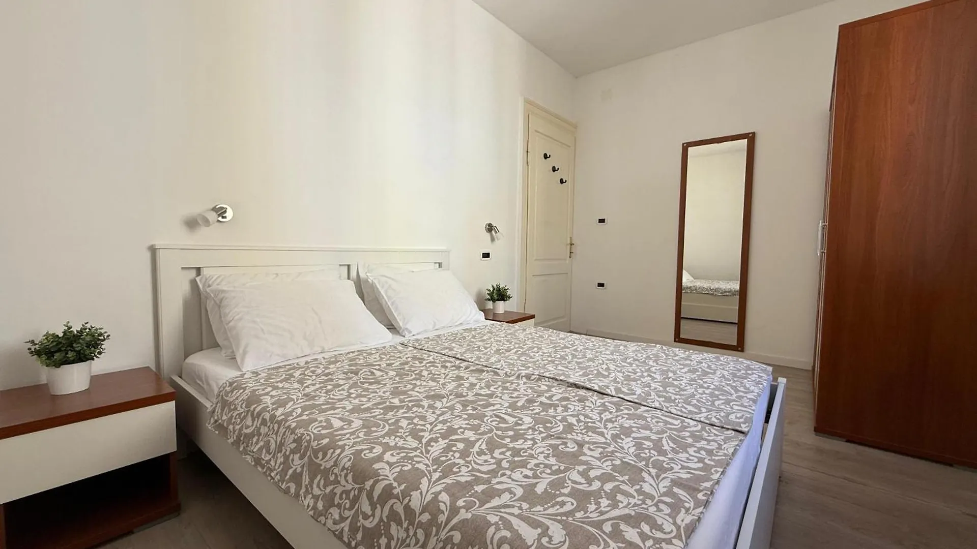 Apartment Center Pula